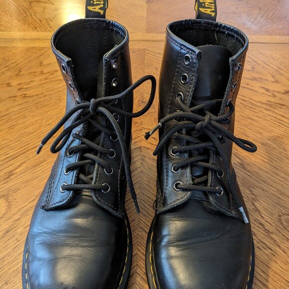 Dr Martens Classic 1460 Air Walk Black Leather Lace Up Men 9 / Women 10 / EU 42 - Picture 4 of 16
